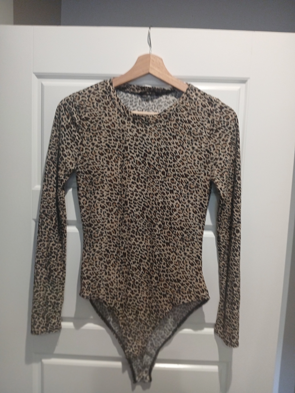 Leopard Print Long-Sleeve Bodysuit - Tan